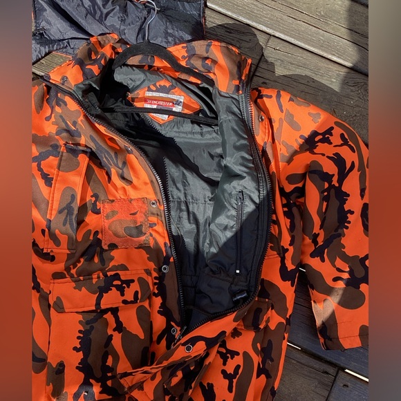 Vintage WINCHESTER ORANGE CAMOUFLAGE HUNTING JACKET w/Removable Hood Sz S UniSex - Picture 8 of 16